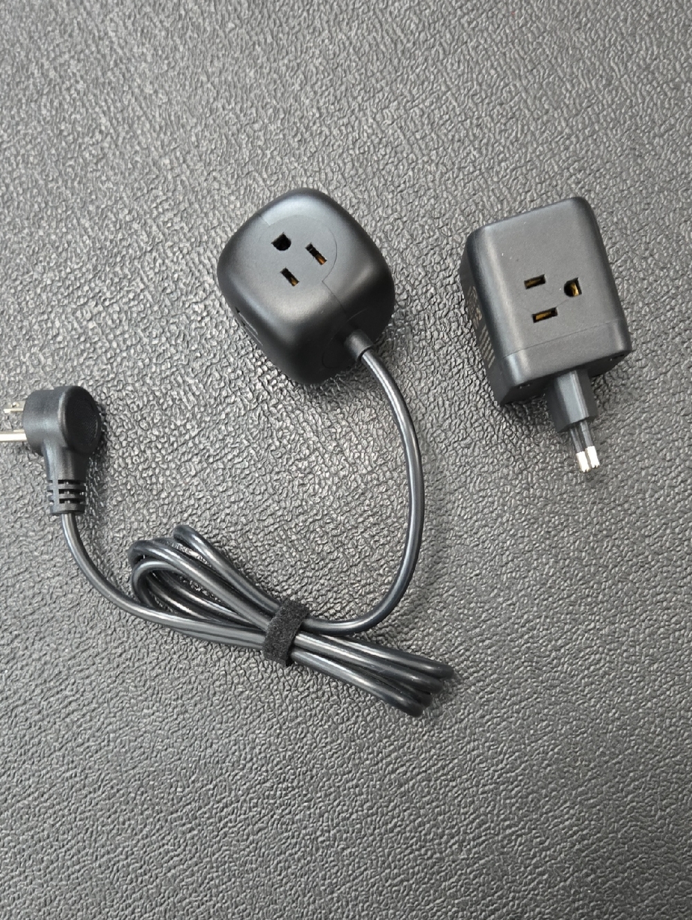 Black Travel Power Adapter Set